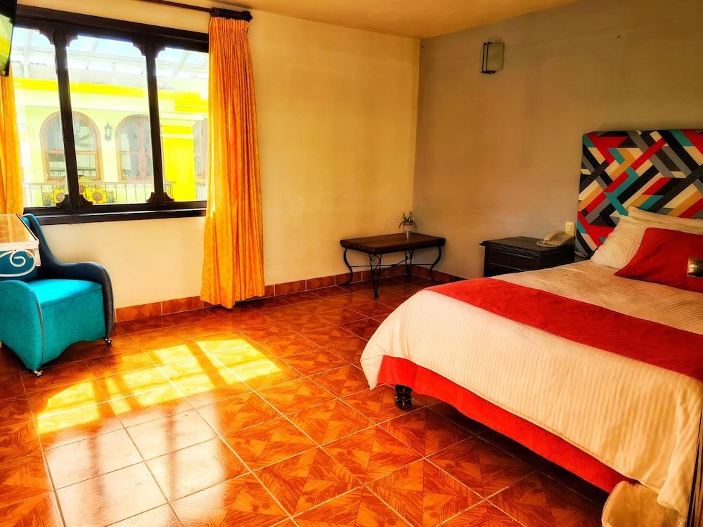 Hotel Jardines Del Carmen ซานกริสโตบัล เด ลาสกาซาส ภายนอก รูปภาพ