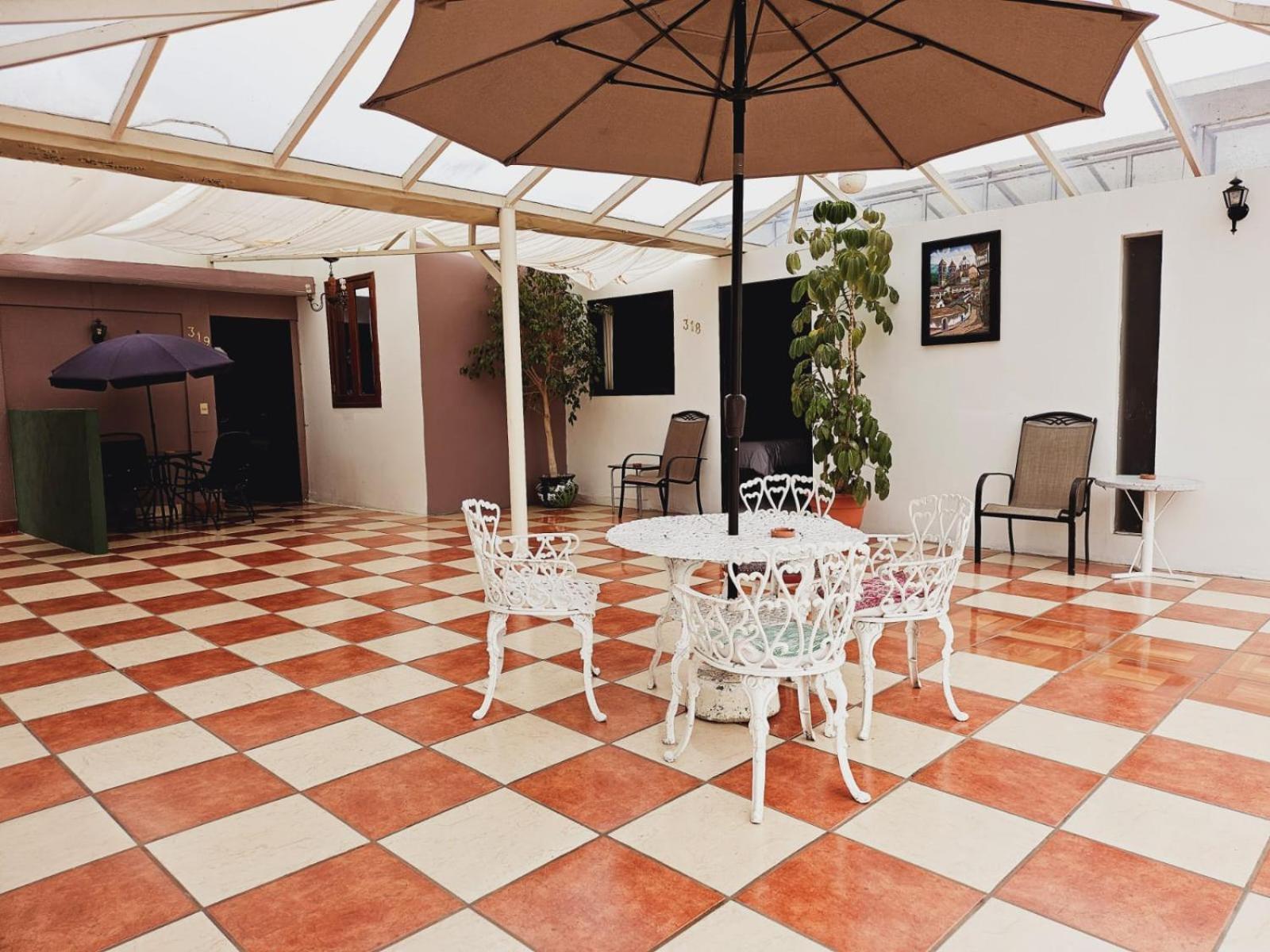 Hotel Jardines Del Carmen ซานกริสโตบัล เด ลาสกาซาส ภายนอก รูปภาพ