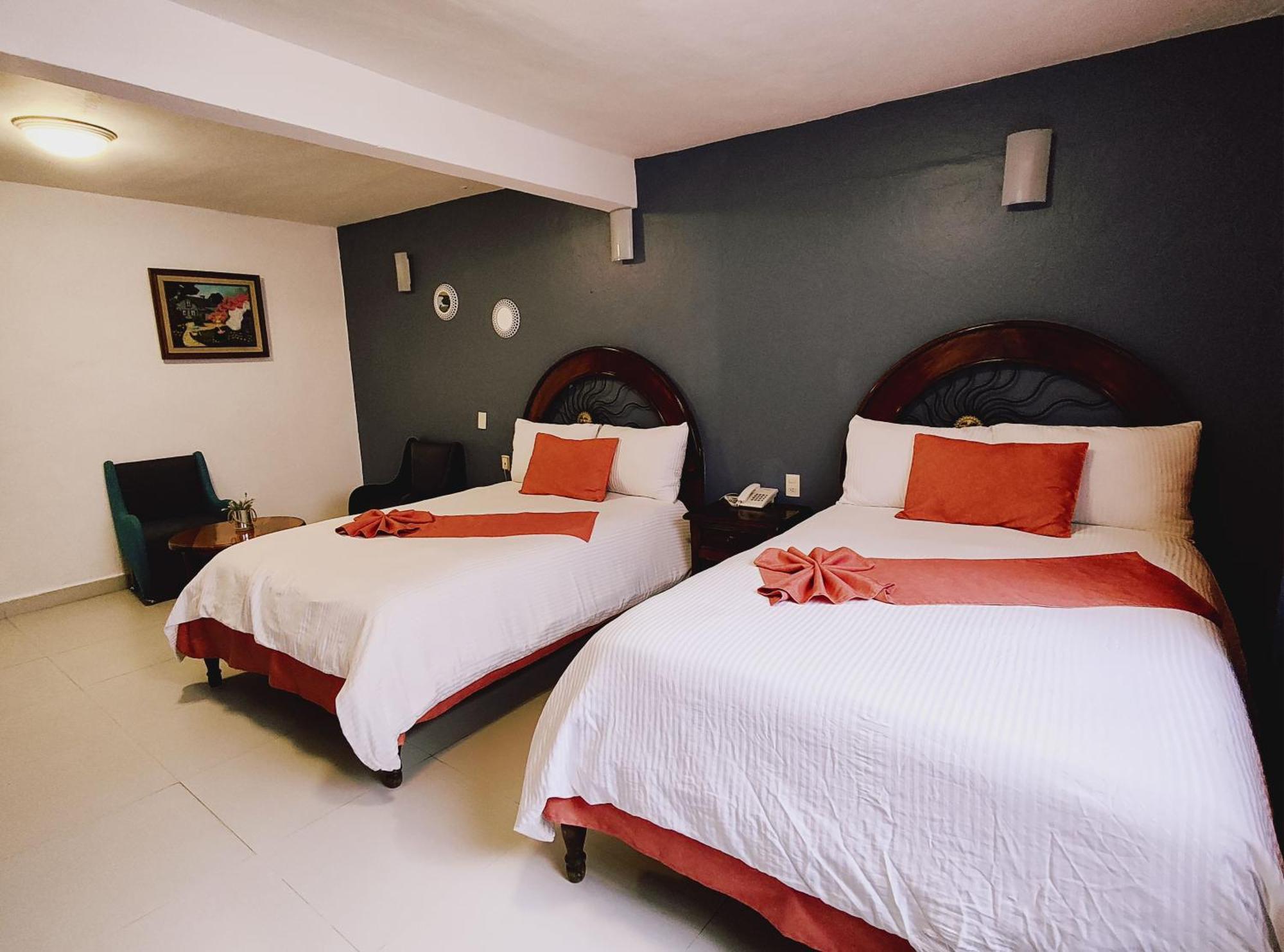 Hotel Jardines Del Carmen ซานกริสโตบัล เด ลาสกาซาส ภายนอก รูปภาพ
