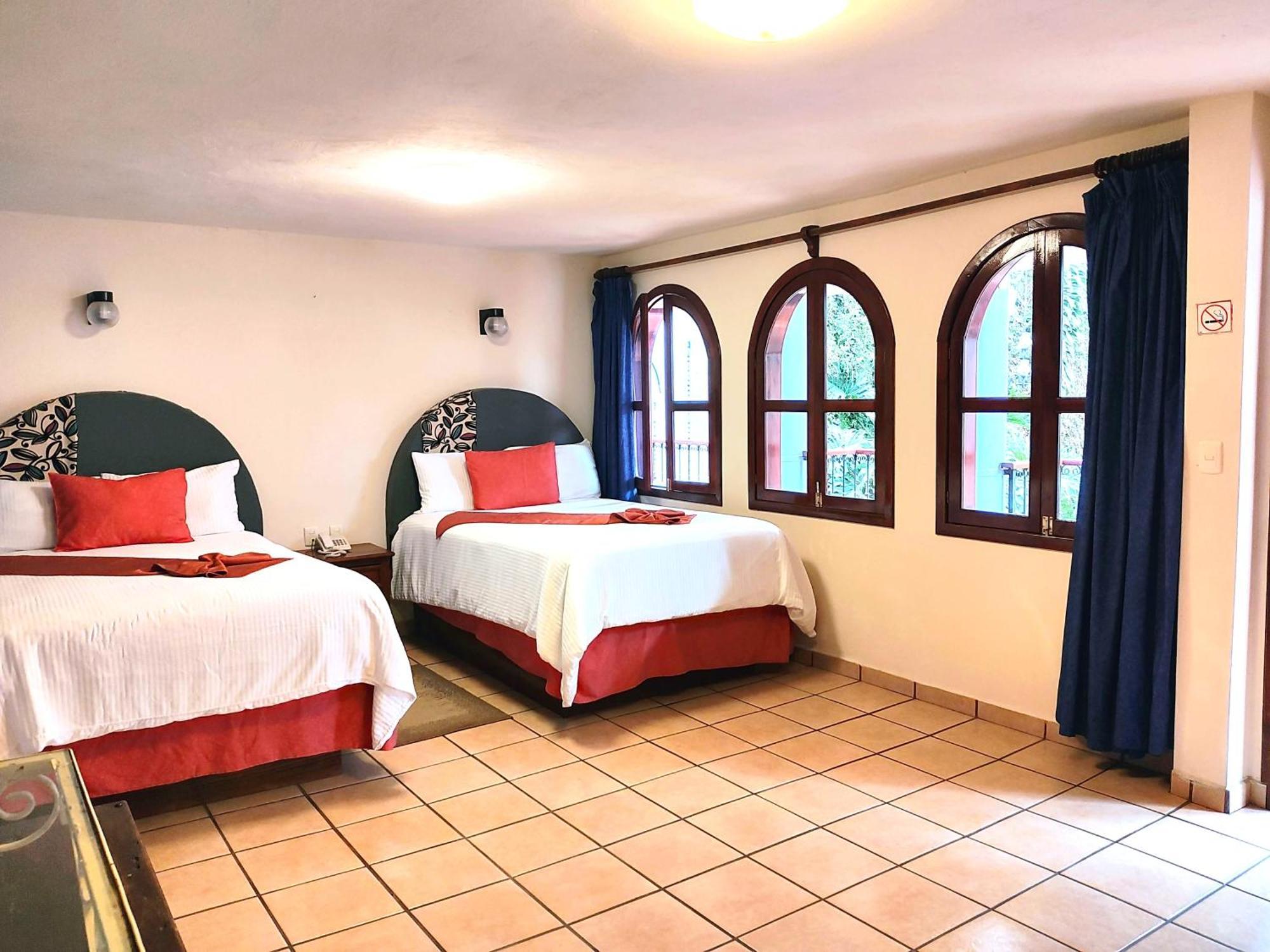 Hotel Jardines Del Carmen ซานกริสโตบัล เด ลาสกาซาส ภายนอก รูปภาพ