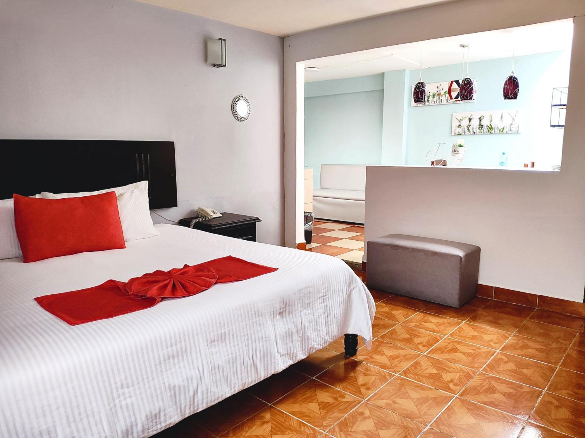 Hotel Jardines Del Carmen ซานกริสโตบัล เด ลาสกาซาส ภายนอก รูปภาพ