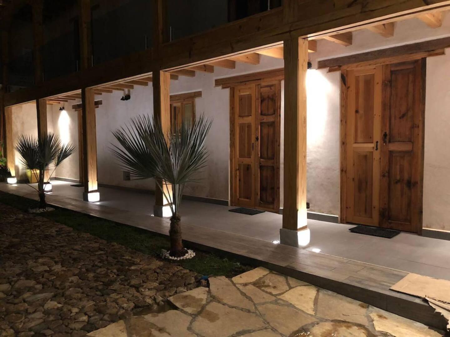 Hotel Jardines Del Carmen ซานกริสโตบัล เด ลาสกาซาส ภายนอก รูปภาพ